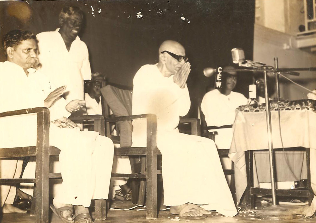 தலைவர்களுடன் புகைப்படம்